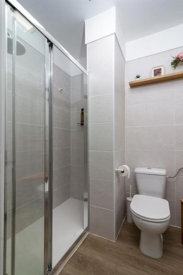 Homeforguest New Modern Apartment With Pool Arona  Exteriör bild